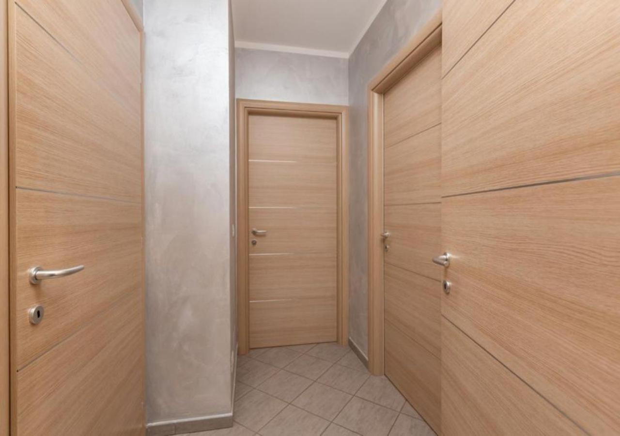 Comfy Cozy Apartment Close To Metro Turin Exterior foto